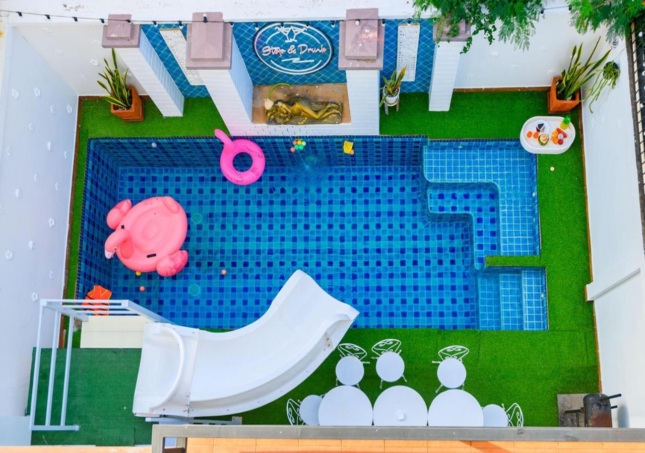 Room@Gallery Pool Villa Pattaya Exterior foto
