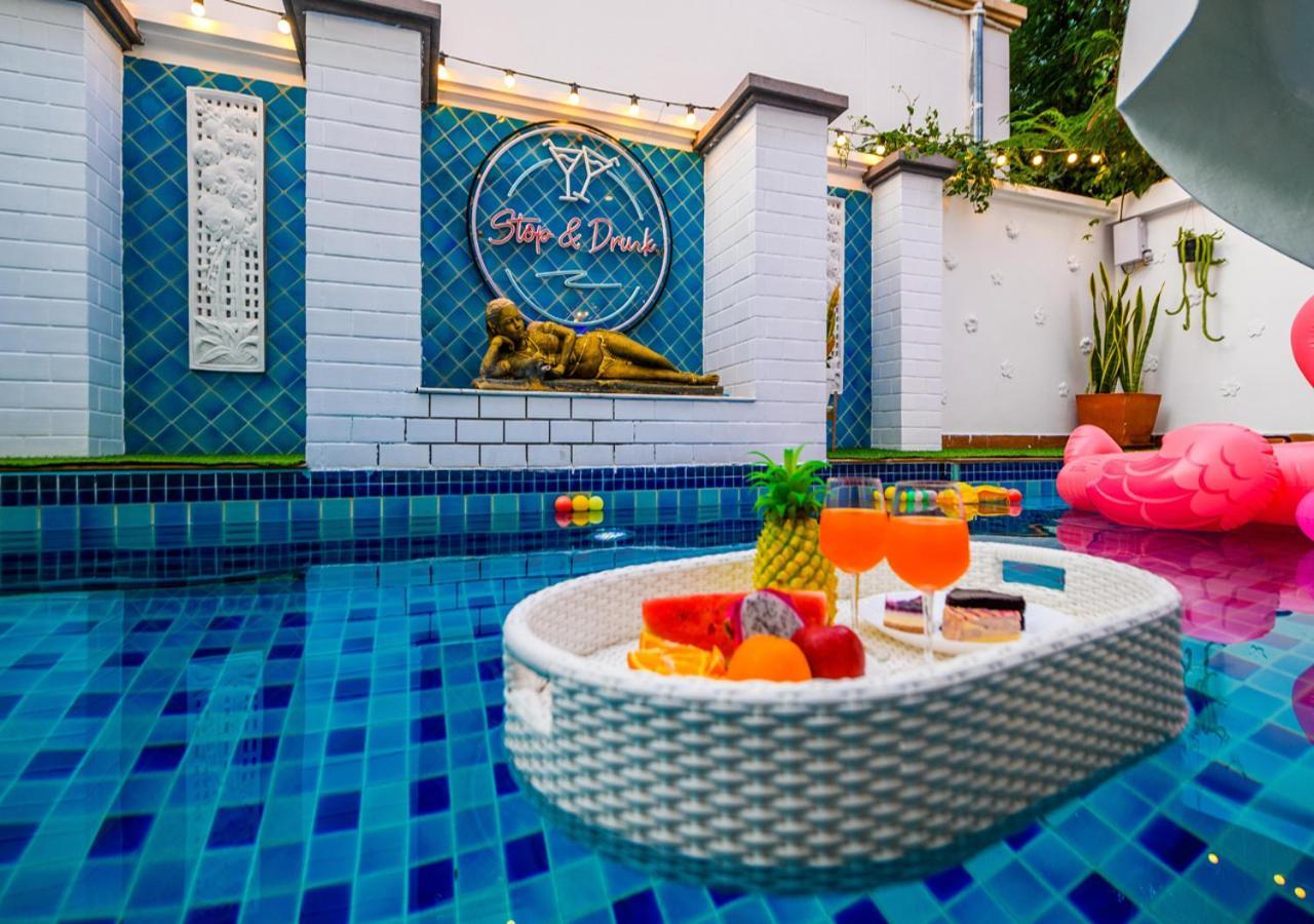 Room@Gallery Pool Villa Pattaya Exterior foto